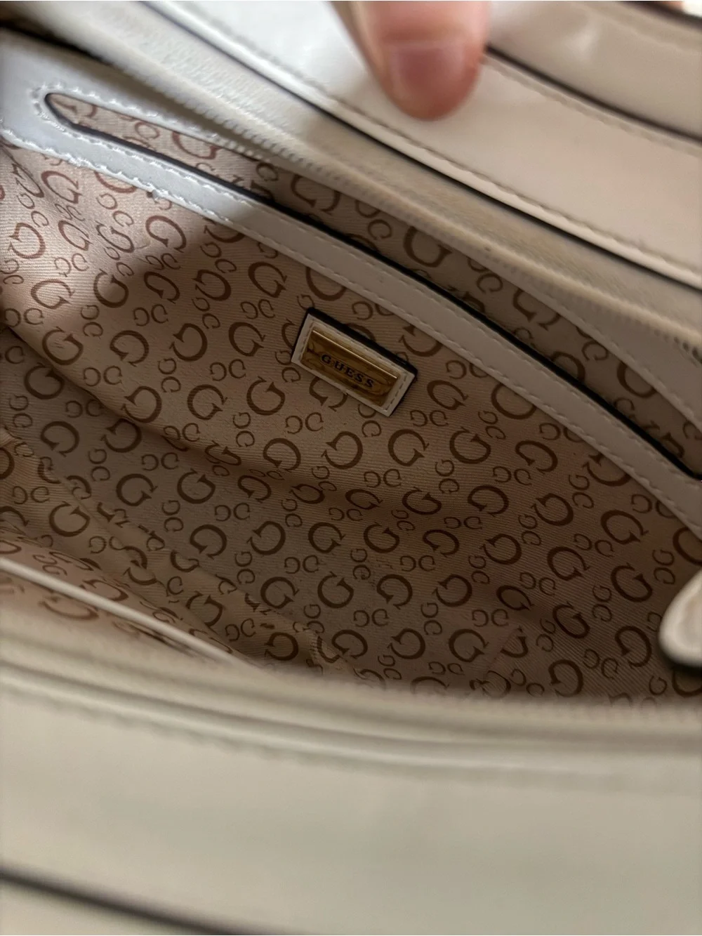GUESS White Embossed Logo Hobo Shoulder Bag with Gold Hardware